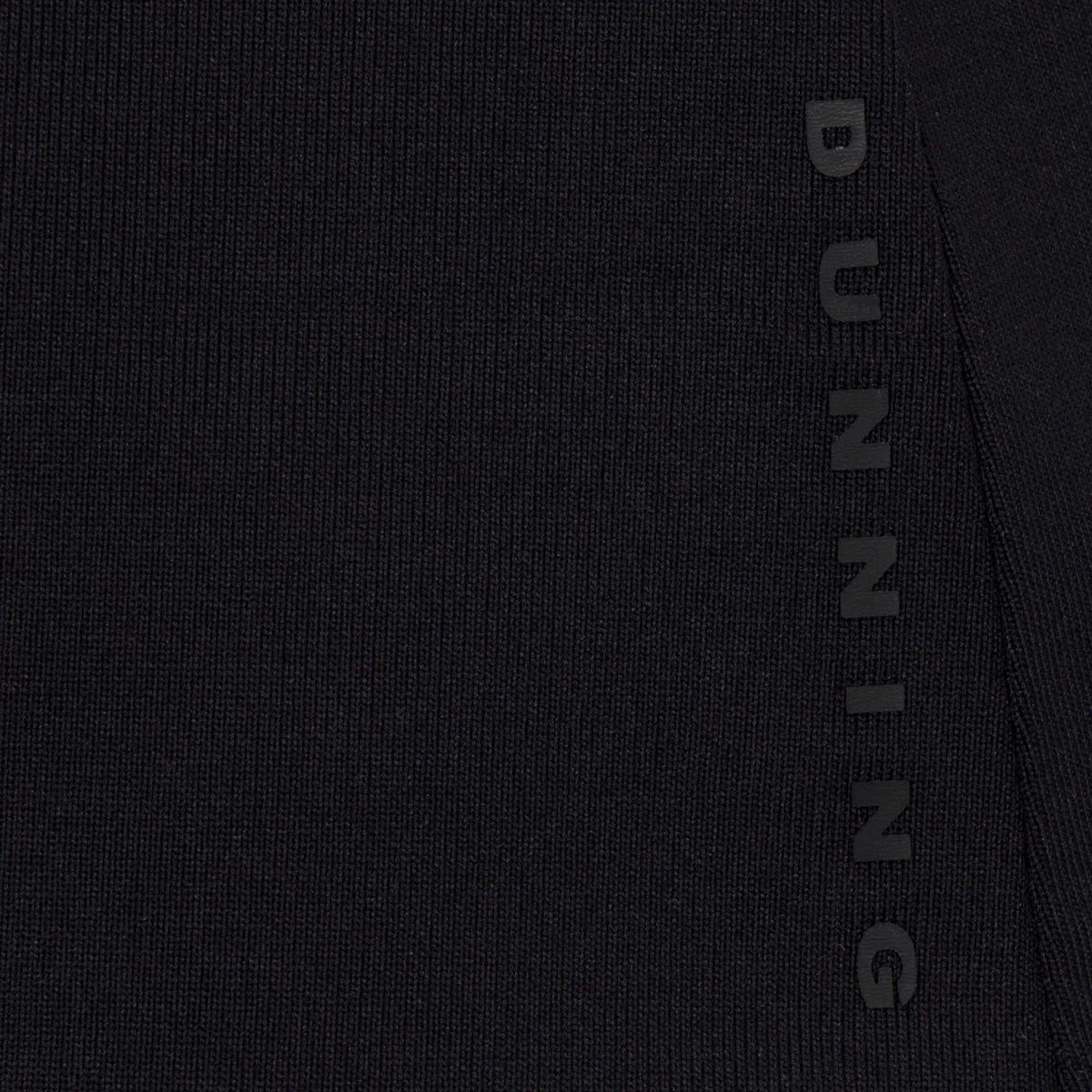 BLACK || DETAIL