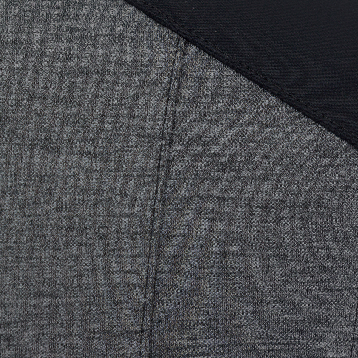 BLACK || DETAIL