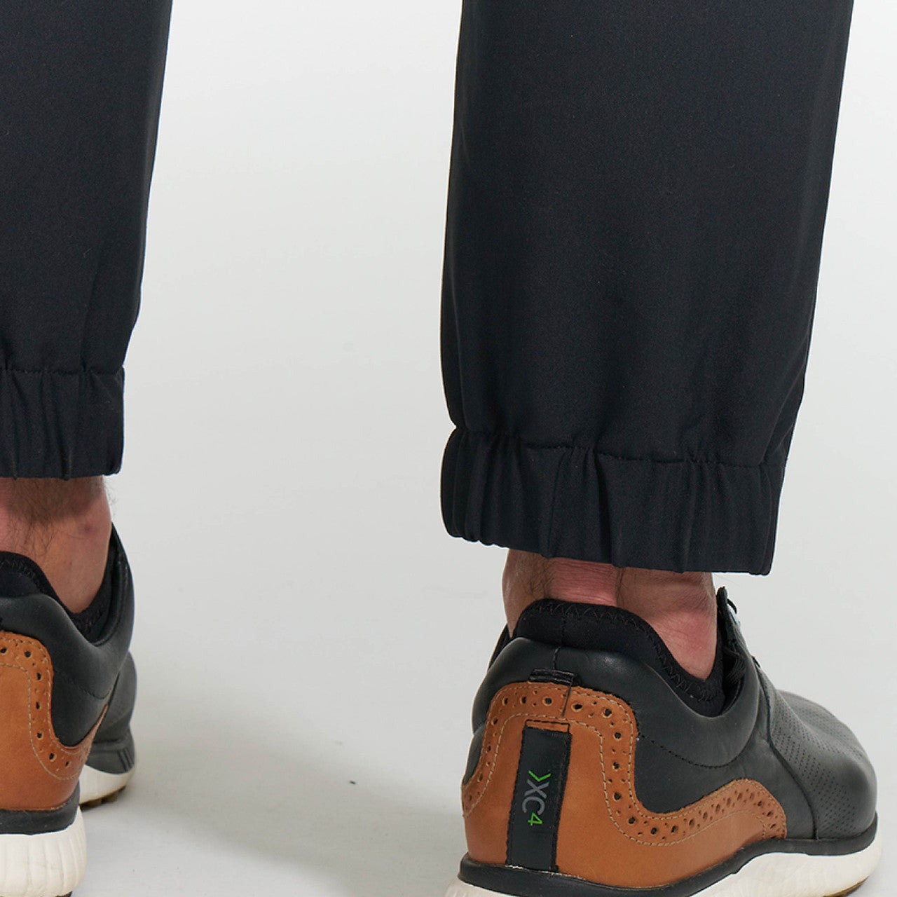 BLACK || BACK MODEL STUDIO