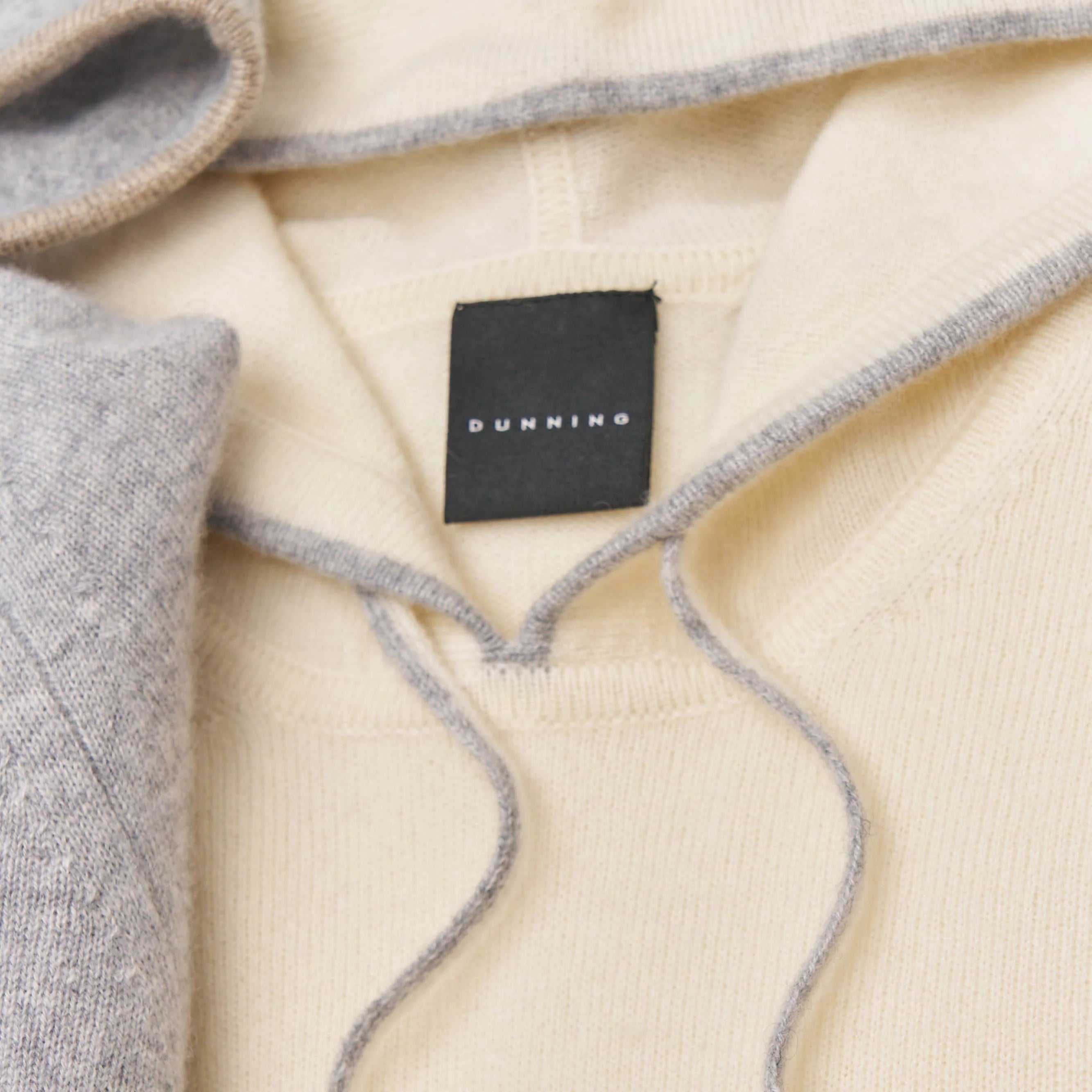 IVORY || DETAIL