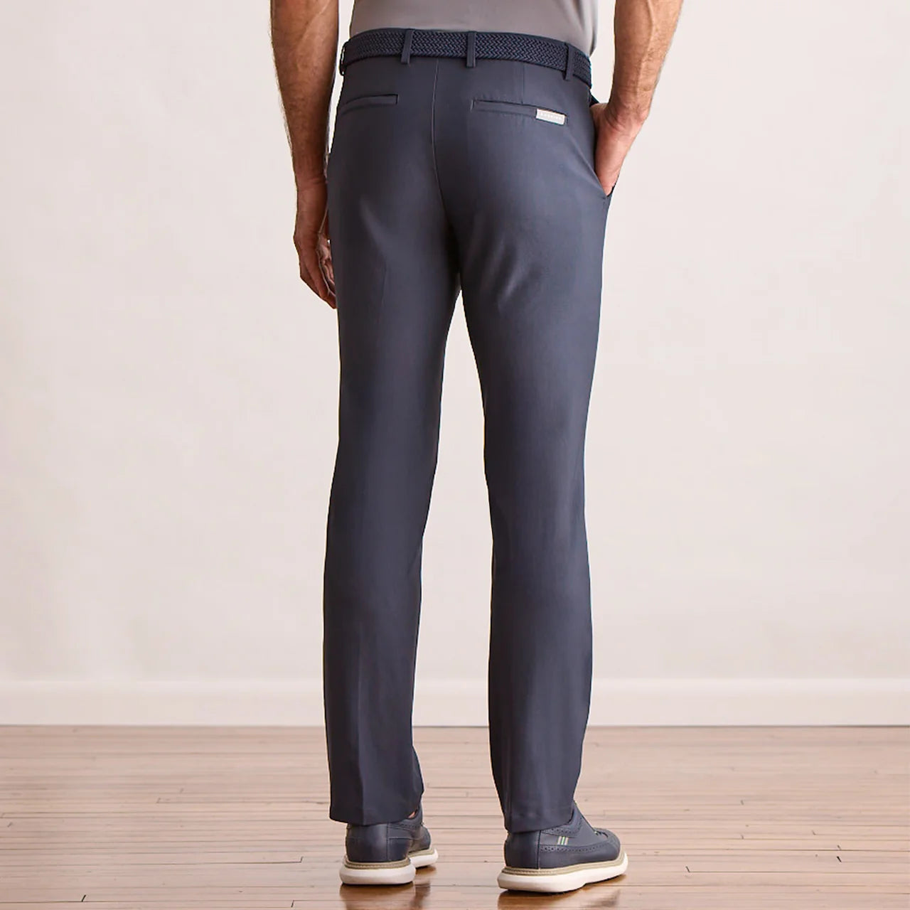 NAVY HALO || BACK MODEL