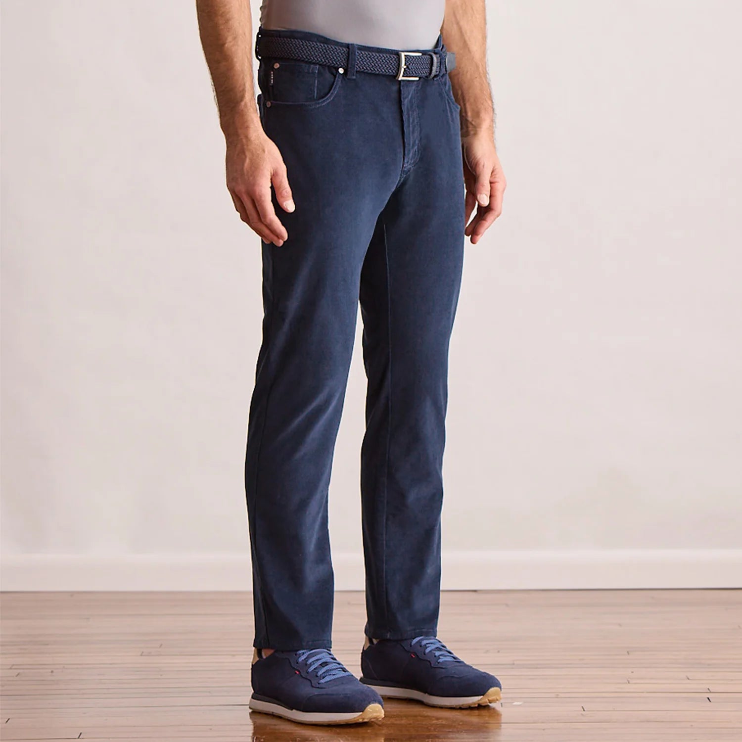 NAVY HALO || FRONT MODEL STUDIO