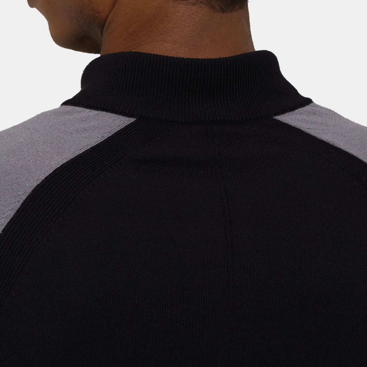 BLACK || BACK MODEL DETAIL